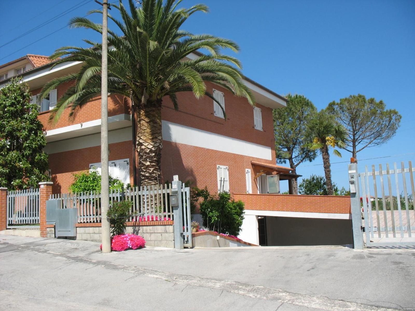 Bed & Breakfast Bompadre Civitanova Marche Exterior foto