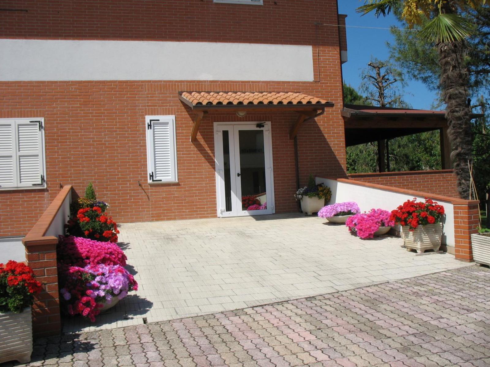 Bed & Breakfast Bompadre Civitanova Marche Exterior foto