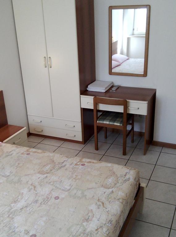 Bed & Breakfast Bompadre Civitanova Marche Exterior foto