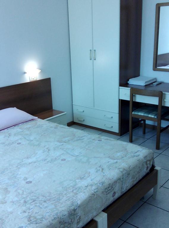 Bed & Breakfast Bompadre Civitanova Marche Exterior foto